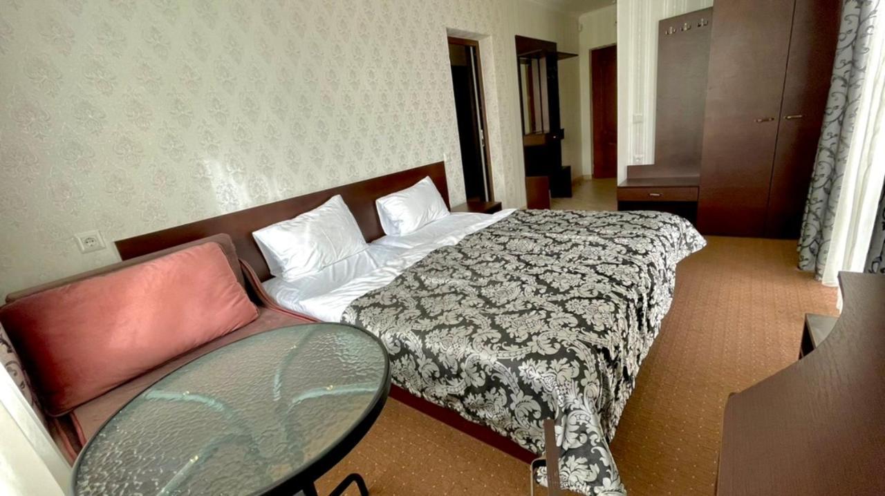 Mountain Lift 7 Hotel Буковел Екстериор снимка