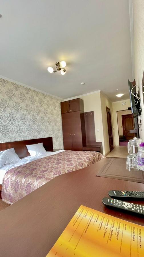 Mountain Lift 7 Hotel Буковел Екстериор снимка